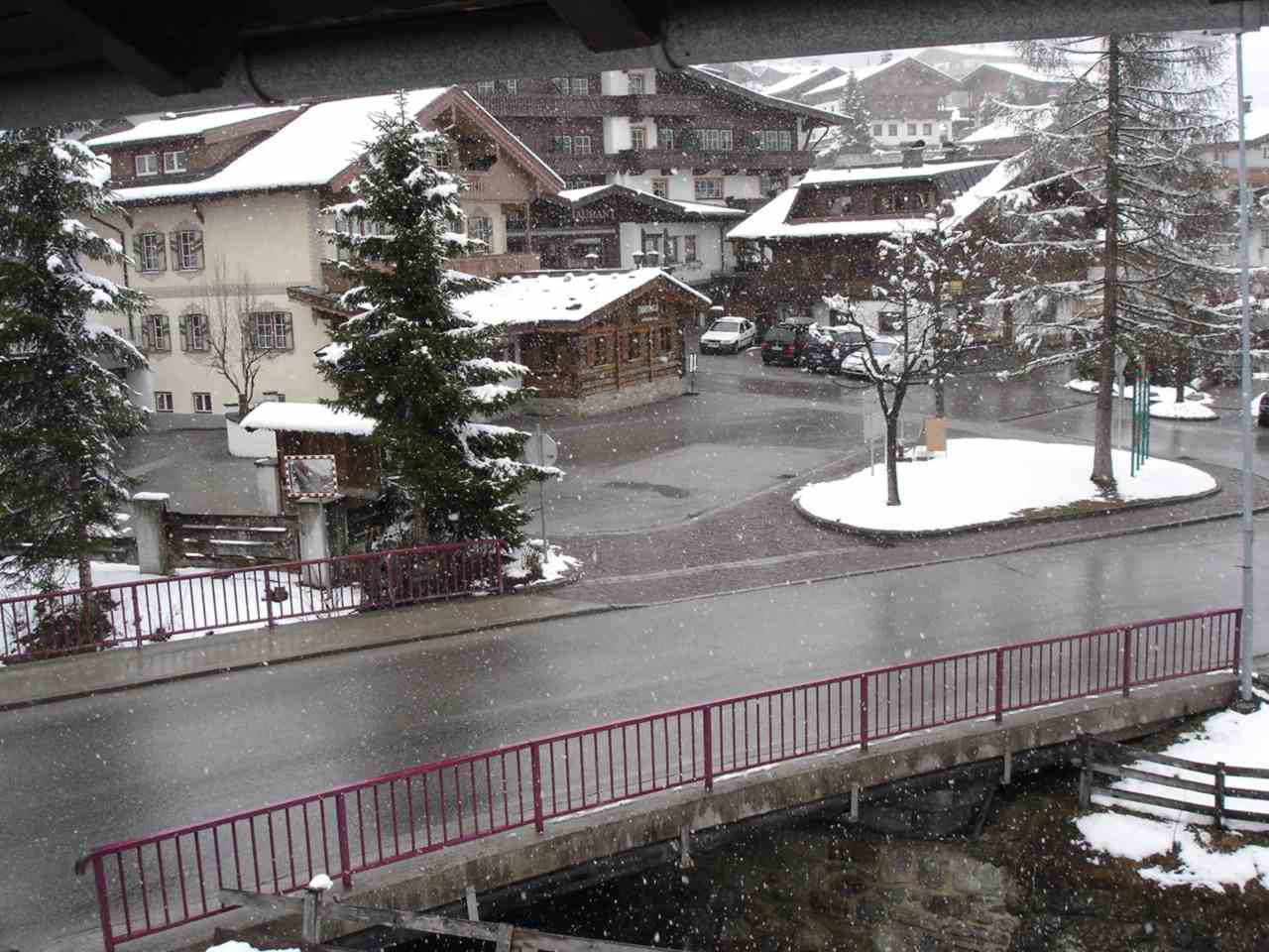 Bus stop in Vorderlanersbach